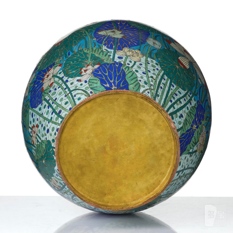 A massive and fine cloisonné enamel 'lotus' vase, - 图7